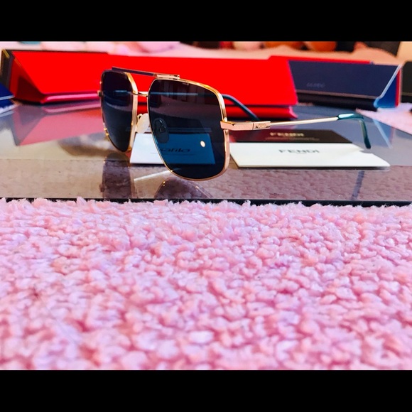 Authentic FENDI Sunglasses - Picture 7 of 8